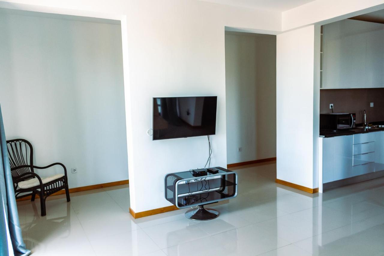 Beautiful And Brand New 2 Bedrooms Apartment/ Magnifico E Novo Apartamento T2 Praia Ngoại thất bức ảnh